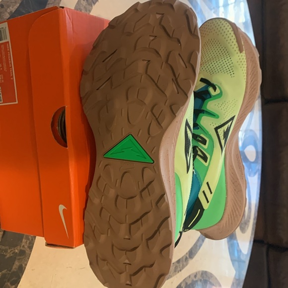 Men’s New  Nike Pegasus Trail 2 size 10 - Picture 4 of 5